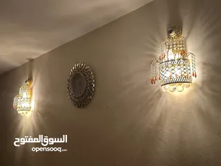  3 ثريات كرستال عدد 2 مع براكيت جدار عدد 2