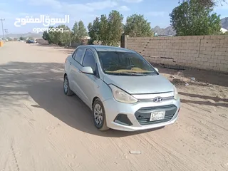  3 Hyundai i10 for urgent sale