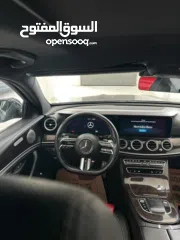  13 مرسيدس بنز E200 باللون الاسود الملوكي