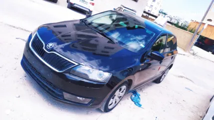  10 سكودا رابيد هاتشباك 2015 تدريب سياقة