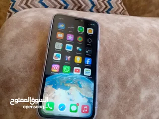  1 iPhone 11 64 g