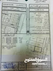  4 أرض سكنية مسورة موقع ممتاز خضراء النادي كورنر