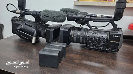  6 عدة تصوير فيديو مستعملة بحالة ممتازة و بسعر مغري