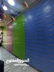  6 الواح خشب مستعمل يوجد هوكات ويوجد الواح قزاز  لتواصل واتس اب او رقم الهاتف