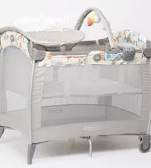  2 Graco Playpen سرير متنقل