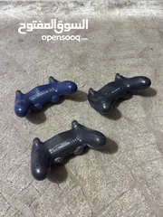  1 أجهزة تحكم PS4