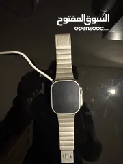  1 Apple Watch Ultra 1