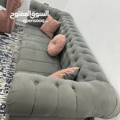  4 طقم كنب تفصيل ثقيل 8 مقاعد خشب سويد بحالة ممتازة