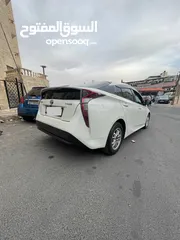  5 Toyota Prius 2017