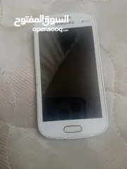  18 قطع سامسونج وايفونات وقطع شاشات مع الفريمات
