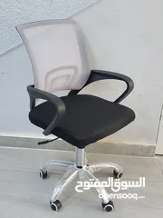  17 اضمن راحتك بكرسي طبي مناسب للدراسة والمكاتب وبالسعر الاقل
