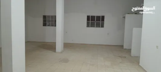  9 مخازن للايجارر