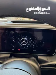  11 Mercedes GLC-300