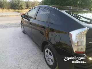  12 تويوتا بريوس 2010 للبيع