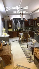  5 منزل دورين خليجي بالأثاث للبيع في سوق الجمعة عرادة