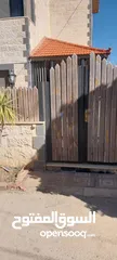  23 فيلا للبيع
