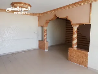  5 شقة فارغة للبيع