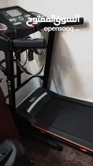  4 Treadmill- world fitness (جهاز الركض والمشي)