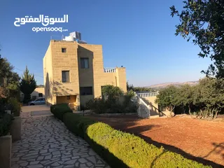  1 مزرعة مميزة و مطلة قرب نسيم الجبل-  ام العمد