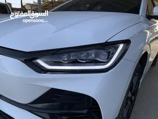  17 BYD E2 2022 بي واي ديه 2022 صنف لوكشري فل الفل بحاله الوكاله