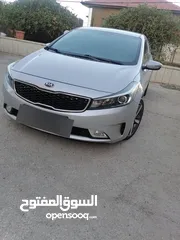  6 كيا K3 / موديل 2017 /فحص نخب / عداد قليل / ماتور 1600 تيربو / ديزل / اقتصاديه