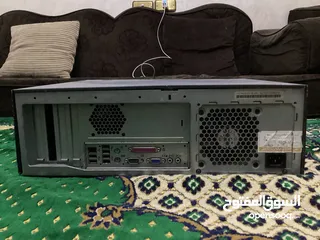  1 كمبيوتر شغال ميه بلميه للألعاب الخفيفه وتقدر تعدلو للألعاب القويه زي قراند وغيرها والتواصل رساءل