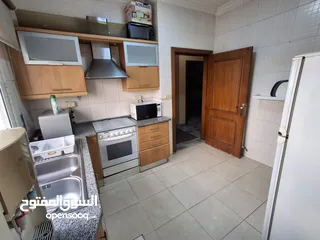  5 شقة سكنية مفروشة فرش كامل في تلاع العلي موقع مميز قرب الخدمات