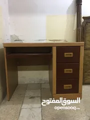  1 طاولات مكتب - جديده و مستعمله -