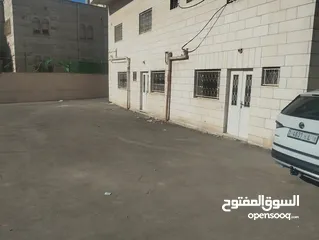  12 طابق كامل للايجار مع ساحة خارجيه