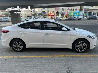  4 هونداي افانتي AD بحالة الوكالة موديل 2018  لون ابيض فحص كامل مالك اول من المنطقه الحرة/ كراسي جلد