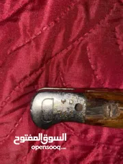  5 سيف قديم  كما يظهر بصوره