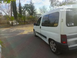  4 بيجو بارتنر 2007 متور 1600 جديد   جير عادي غرفة ممتازة