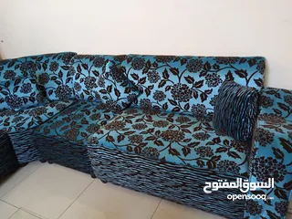  1 كنب 10 مقاعد للبيع بسعر مغري خشب كويس بتحمل الضغط