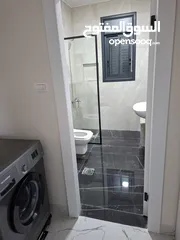  3 ستوديوهات جديده لم تسكن من قبل مع اامالك مباشرة