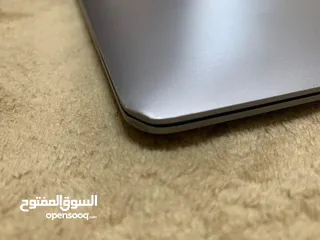  15 جهاز لاب توب ماك بوك آير  2020 ..