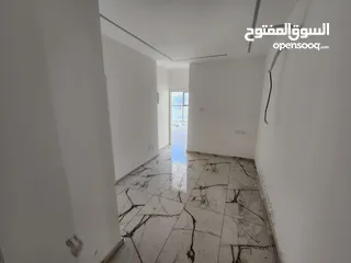  6 مكتب للبيع