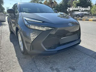  4 تويوتا CH-R هايبرد موديل 2024 الشكل الجديد كلياً مميزه للبيع