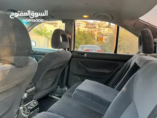  5 بورا فوكسفاجن موديل 2000