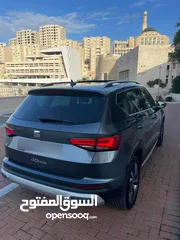  13 سيات اتيكا