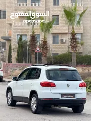  6 تيجوان 2016 بانوراما .بنزين ماتور 1400. فحص نخب .بحاله ممتازه .مرخص ومامن .رام لله او الخليل .