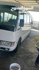  3 باص متسوبيشي فوسو حره غير مجمرك 26 راكب ماتور كهرباء