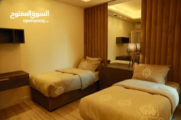  13 شقة ضمن كومباوند قرطبة ريزيدنس 220 متر