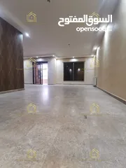  22 شقة سوبر ديلوكس - ام السماق - 4نوم ماستر - 250م - بلكونتين بإطلالــــه مميزة - قرب الخدمات العامة