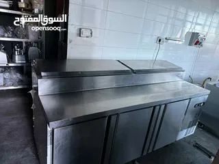  4 ثلاجات مطعم مستعملة لمدة بسيطة