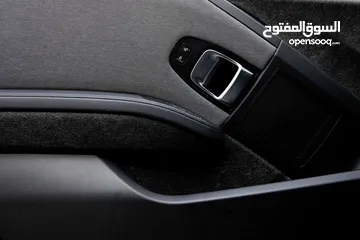  13 BMW i3 2020