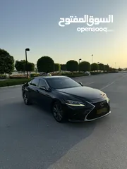  2 Lexus 350 F sport