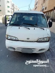  2 باص h100 للبيع سنة 2001 ماتور جديد بحالة الوكالة سنة 2003