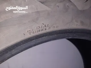  12 كفرات اكسبلورر مقاس بحاله جيده  -R-65 -17 فورد اكسبلورر