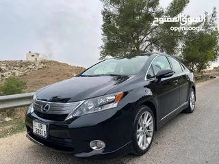  5 لكزس hs250h للبيع موديل 2010