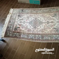  8 سجادتين حرير إيراني